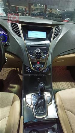 هیوندای ازێرا